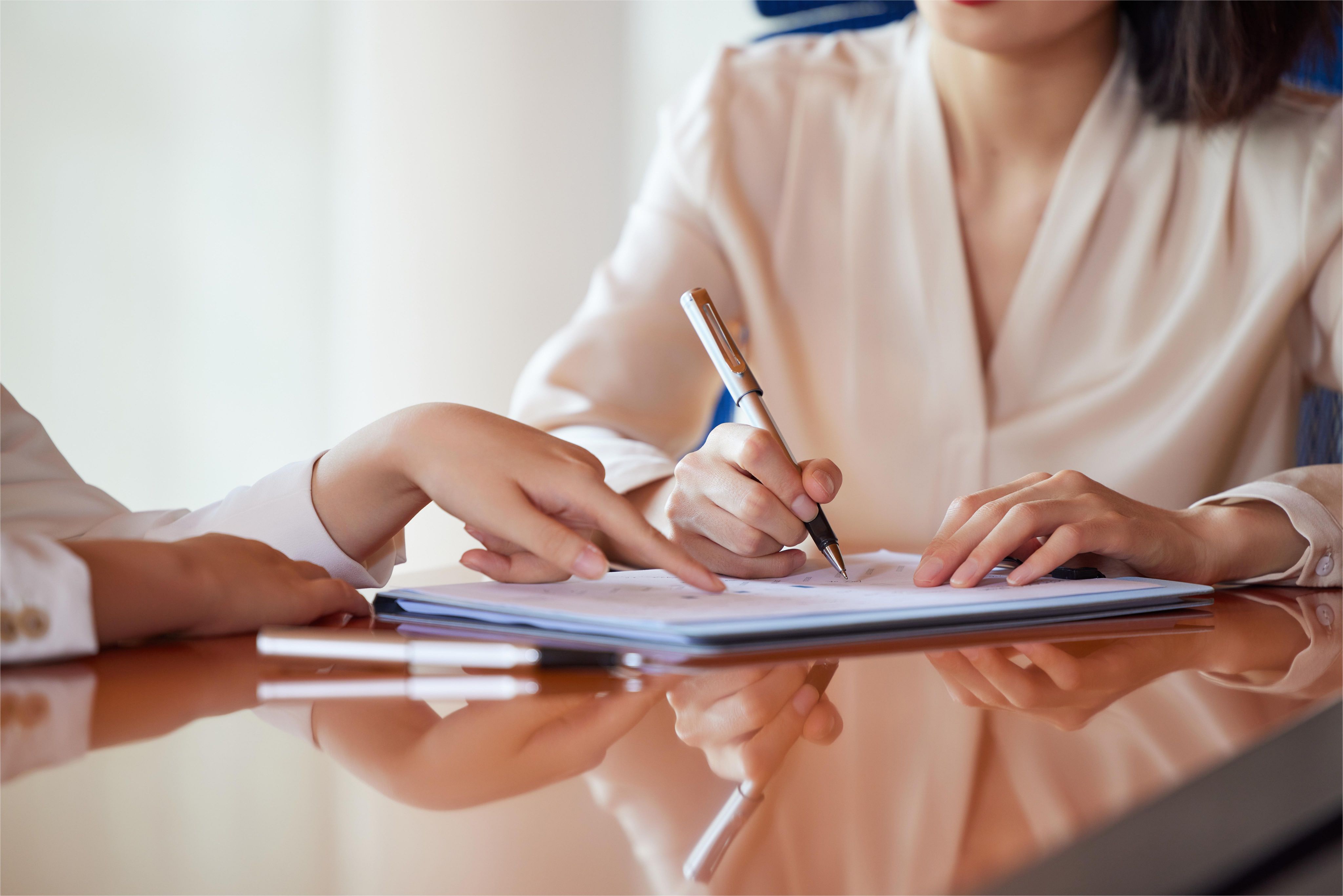 从保险代理人到家族财富规划师：以买方顾问立场为客户排忧解难